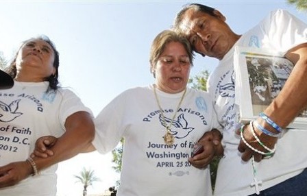 Leonila Martinez, Gustavo Cruz, Patricia Rosas